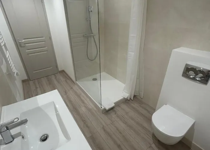 L'aiglon Bylitis 2* פורטו-וישיו