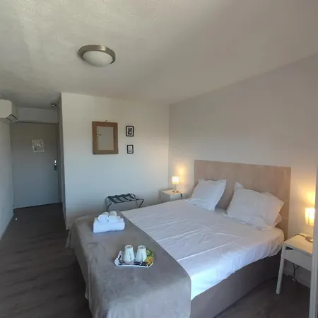 L'aiglon Bylitis Otel Porto-Vecchio (Corsica)