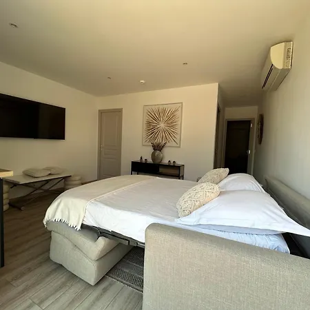 L'aiglon Bylitis Porto-Vecchio (Corsica)