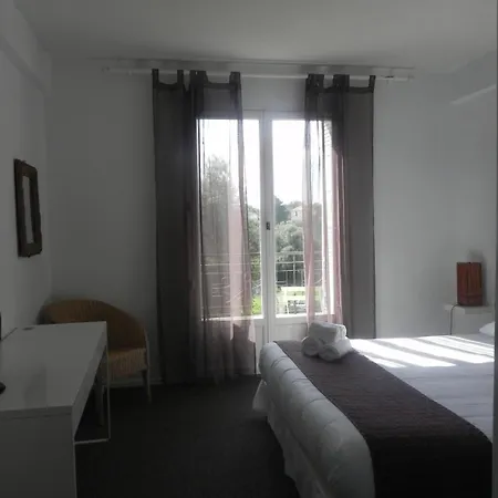 Szálloda L'aiglon Bylitis 2*