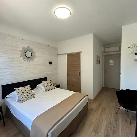 L'aiglon Bylitis Hotell 2*