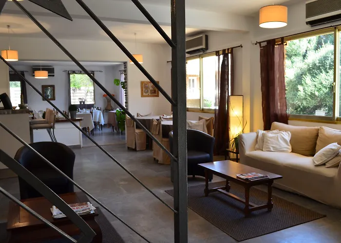 L'aiglon Bylitis Hotell