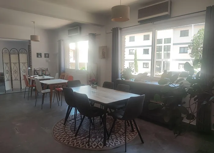 L'aiglon Bylitis Hotell 2*