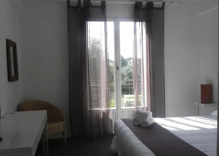 Hotell L'aiglon Bylitis 2*